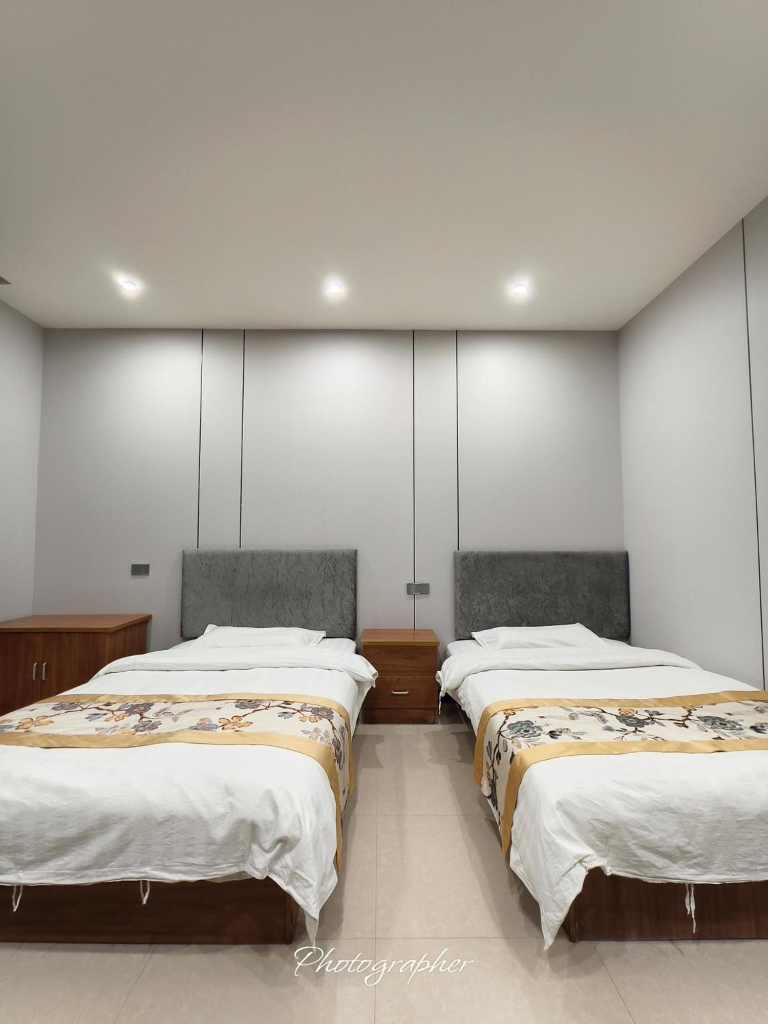 Huashan International Youth Hostel Huayin Buitenkant foto