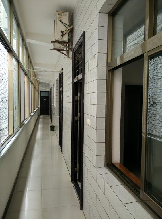 Huashan International Youth Hostel Huayin Buitenkant foto