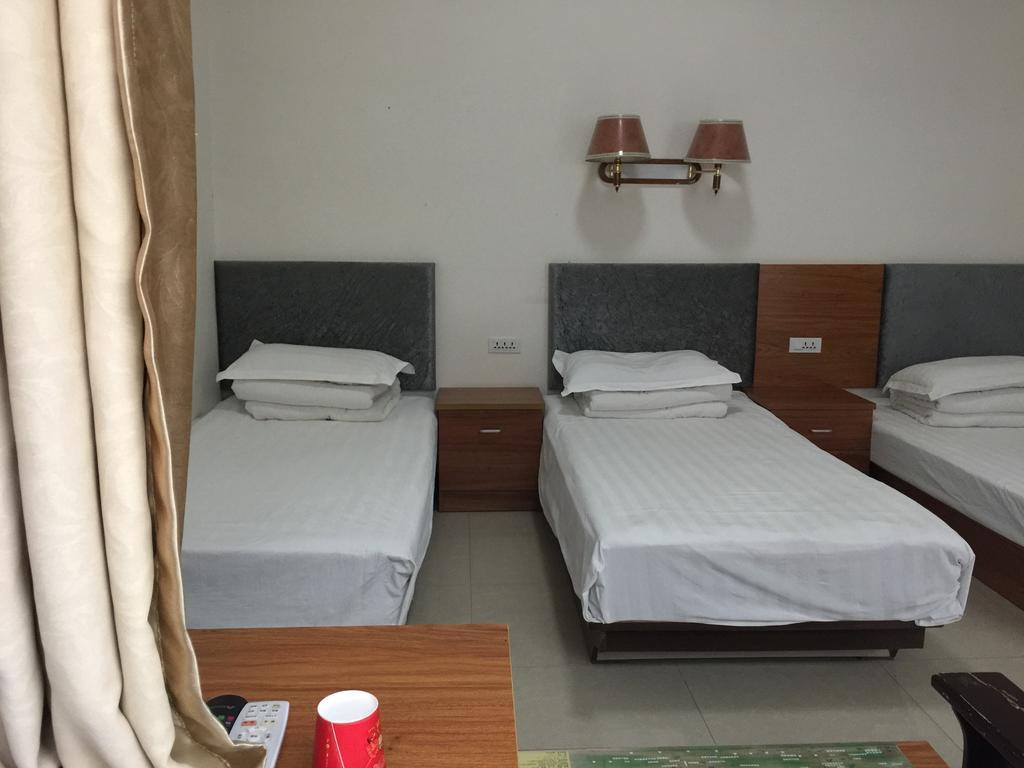Huashan International Youth Hostel Huayin Buitenkant foto