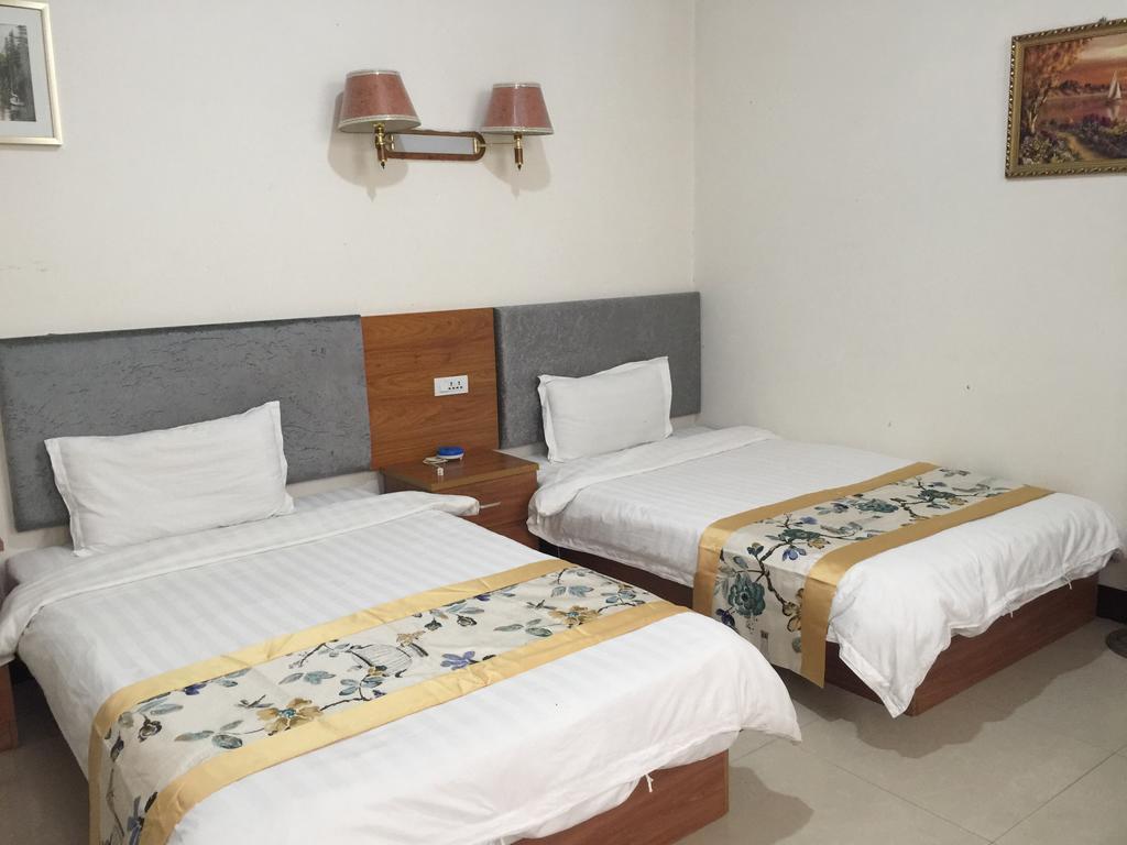 Huashan International Youth Hostel Huayin Buitenkant foto